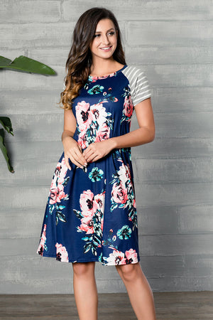 Blue Backdrop Floral Print A-line Loose T-shirt Dress